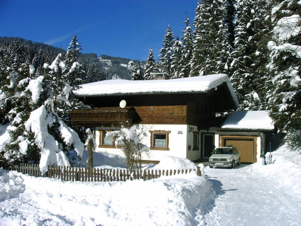 Villa Ferienhaus Leitner à Flachau Extérieur photo